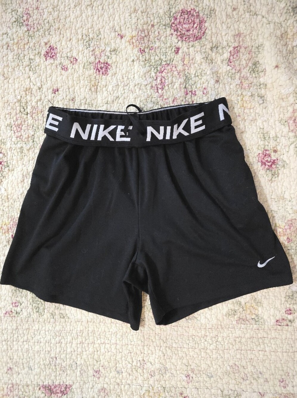 Nike Dri-FIT Women’s Shorts Size M Black Logo WaistbandNike women’s Dri-FIT